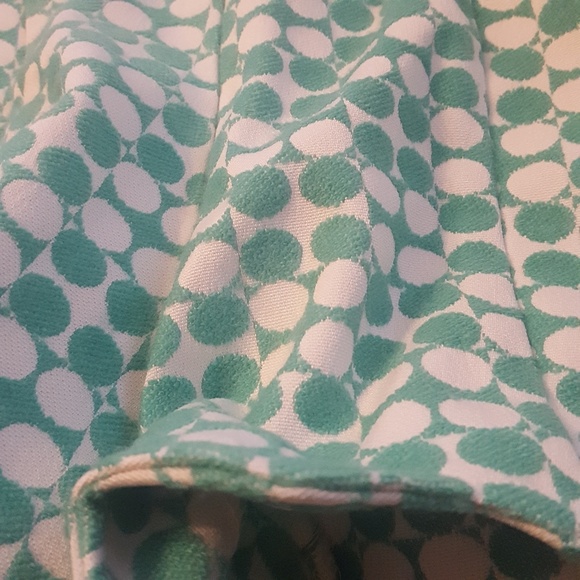 Hot and Delicious Shorts Size Large - Picture 5 of 5